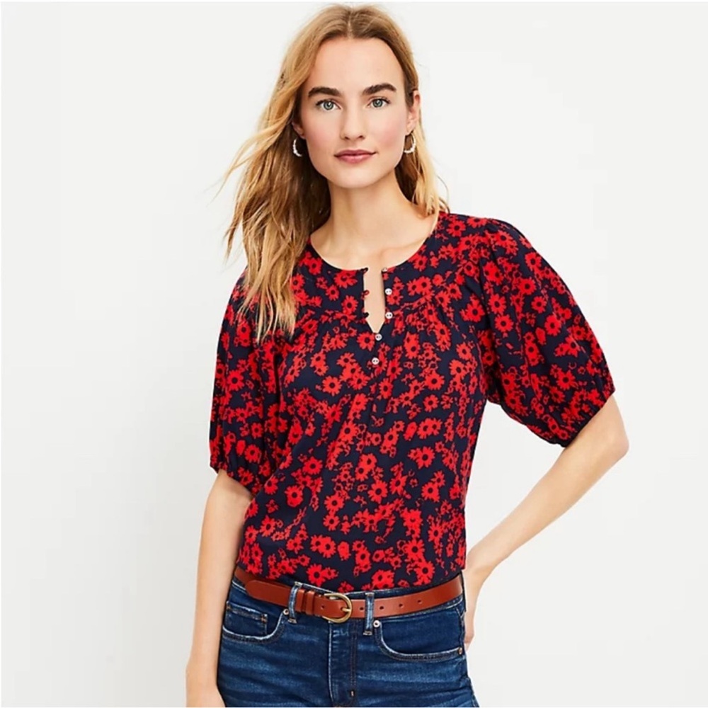 Floral Round Yoke Puff Sleeve Top
